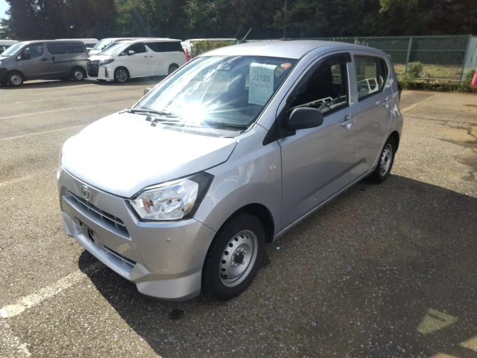 Daihatsu Mira e:S LA350S 2020